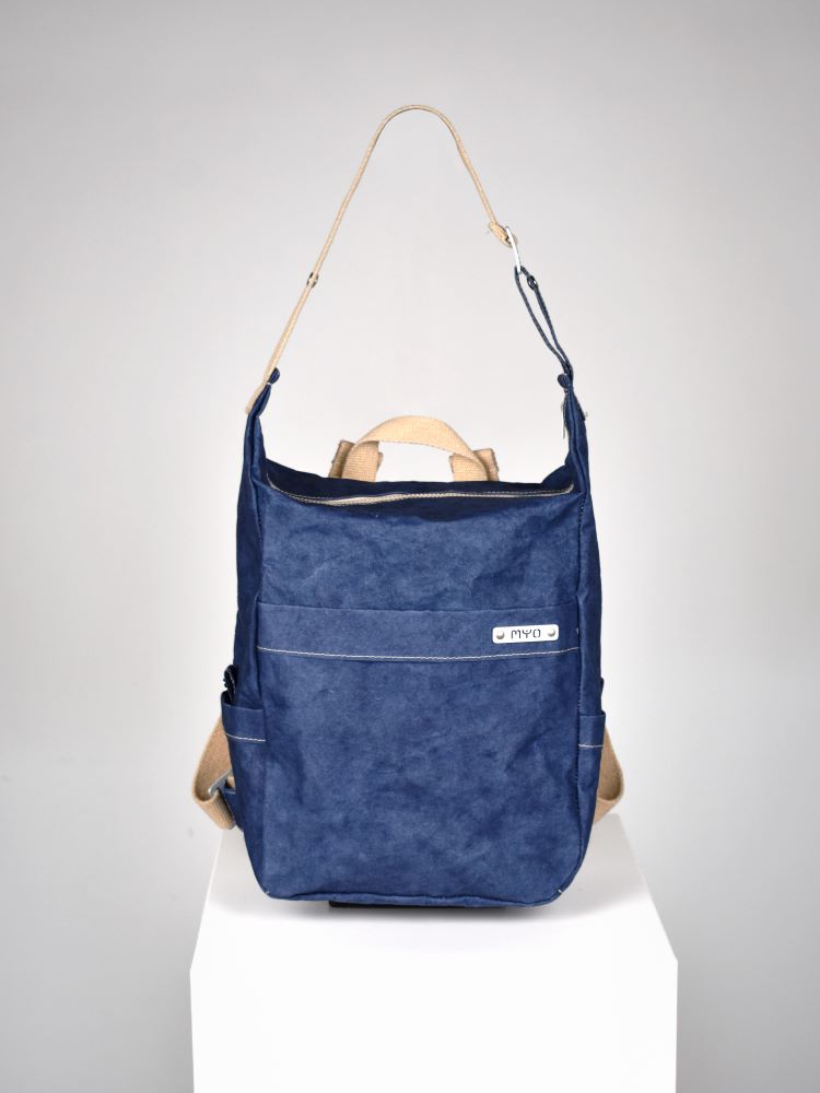 zaino-hobo-medio-in-carta-blu-5
